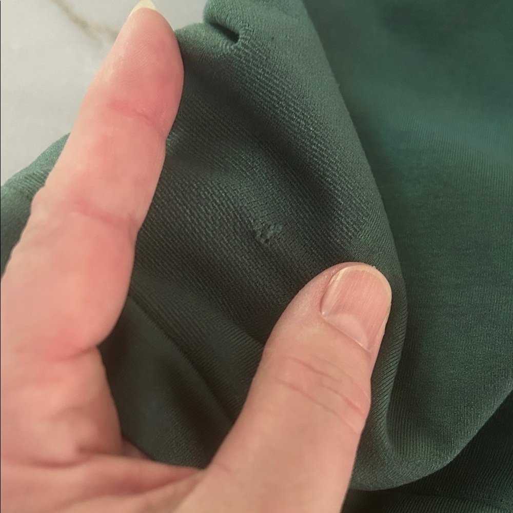 Alphalete Women's Green Bike Shorts - Picture 4 of 5